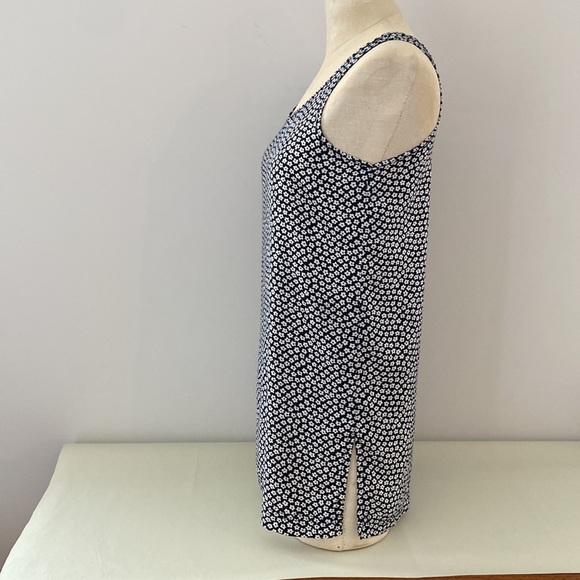 Esprit Sport black and white floral tunic style sleeveless top. 100% viscose. M - Picture 4 of 11